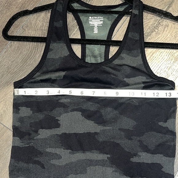Athleta Momentum Seamless Camo Racerback Tank Size XS - Picture 7 of 9